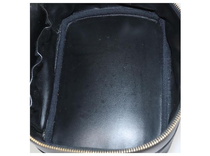 CHANEL Vanity Pouch Pelle Nera Oro CC Auth 122610 Nero D'oro - vista 11