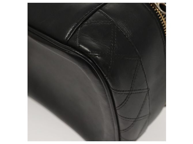 CHANEL Vanity Pouch Pelle Nera Oro CC Auth 122610 Nero D'oro - vista 18