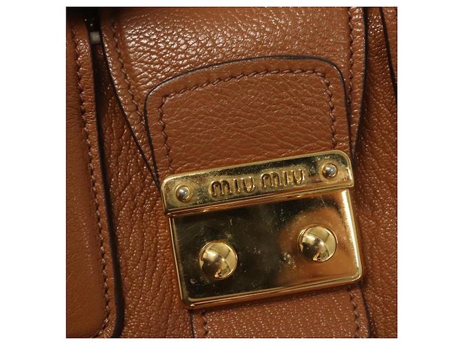Borsa a mano Miu Miu in pelle 2 vie marrone oro Auth sw446 D'oro - vista 19