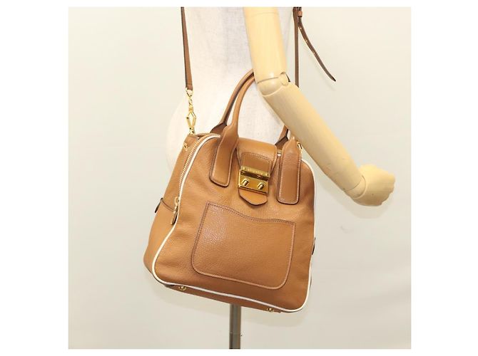 Borsa a mano Miu Miu in pelle 2 vie marrone oro Auth sw446 D'oro - vista 29
