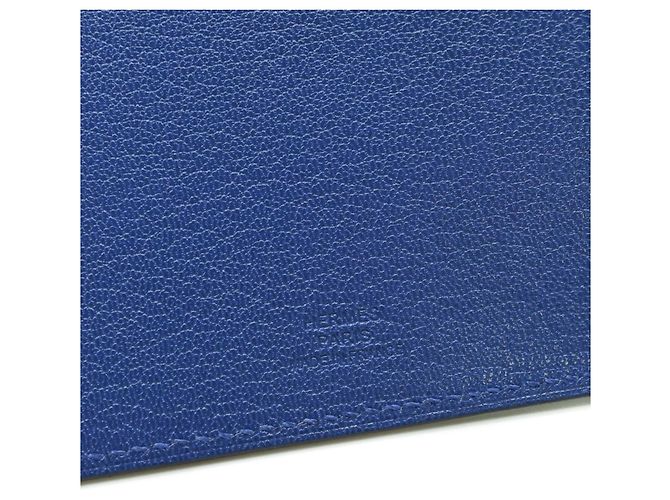 Hermès Porta passaporto Hermes Tarmac PM in pelle di capra blu - vista 4