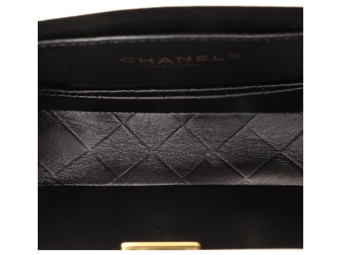 Chanel White CC Quilted Lambskin Round Moon Messenger Flap - view 4