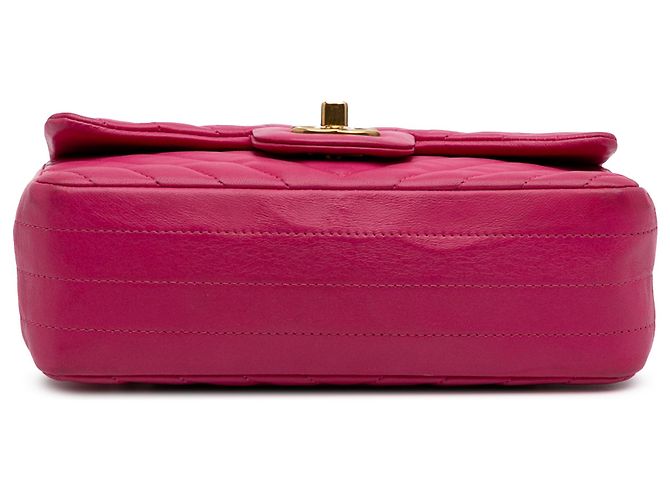 Chanel Mini Retangular Rosa Clássico Chevron em Couro de Cordeiro com Aba Única - vista 3