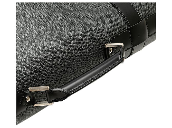 Gibeciere Borsa Gibecière Taiga Nera Louis Vuitton Nero - vista 12