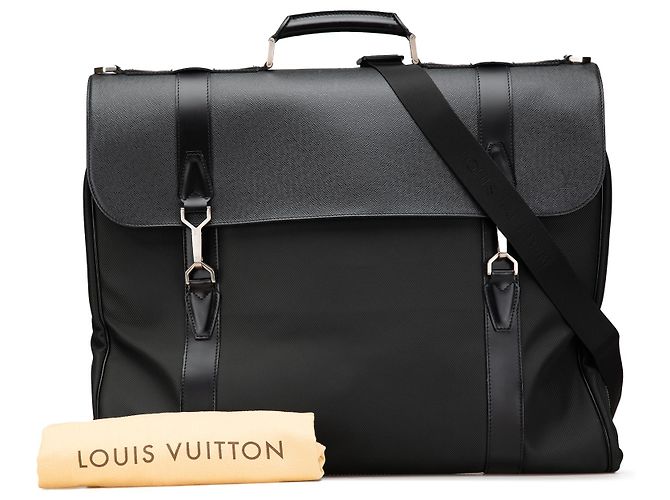 Gibeciere Borsa Gibecière Taiga Nera Louis Vuitton Nero - vista 15