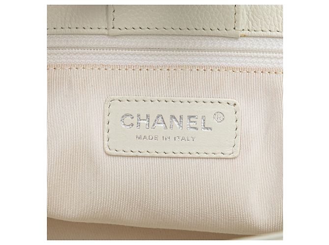 Executive Chanel Bianco Medio Borsa Esecutiva in Pelle di Vitello - vista 5