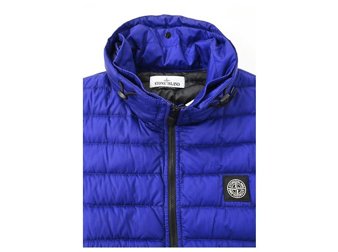 Blauer Polyamid-Daunenweste mit Compass-Patch von Stone Island - Ansicht 9