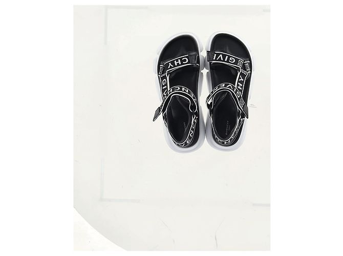 Sandales Jaw Givenchy en cuir noir - vue 11