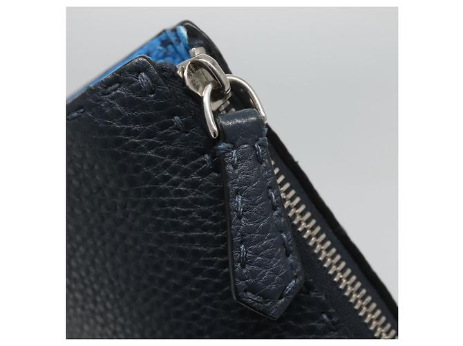 Borsa Clutch Celeria in Pelle Nera FENDI Auth bs25137 Nero - vista 8