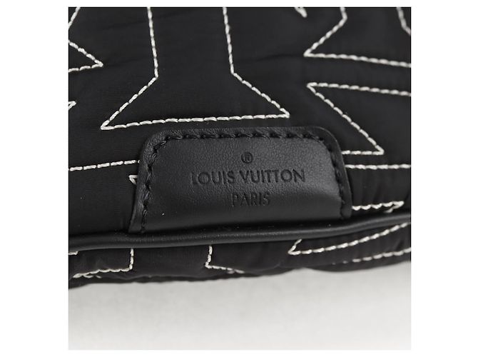 LOUIS VUITTON LV Bauchtasche Snow Discovery PM Tasche Nylon Schwarz M21427 Auth 116570SM - Ansicht 19