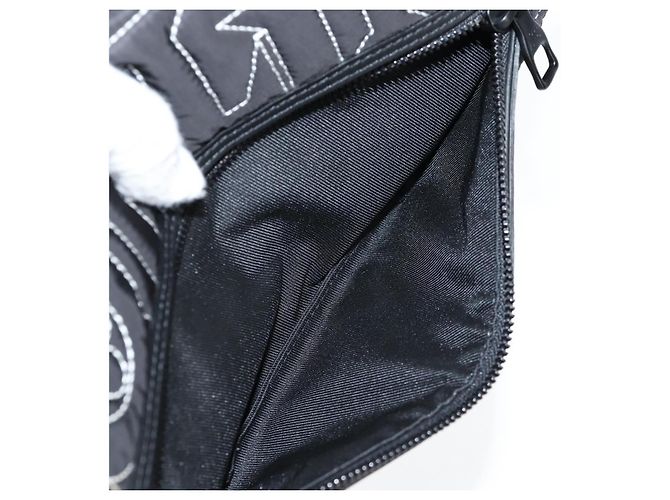 LOUIS VUITTON LV Bauchtasche Snow Discovery PM Tasche Nylon Schwarz M21427 Auth 116570SM - Ansicht 25