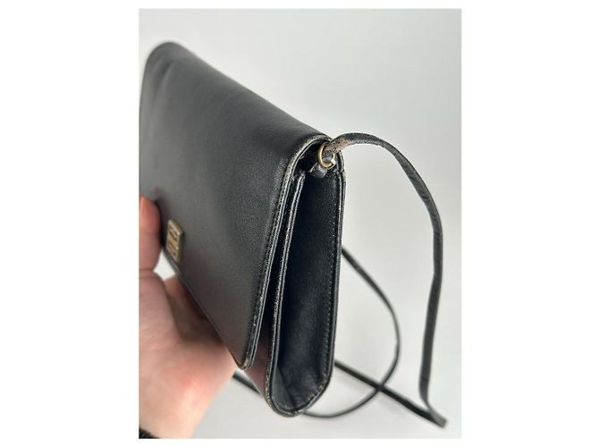 Vintage Givenchy 4G Ledertasche schwarz - Ansicht 10
