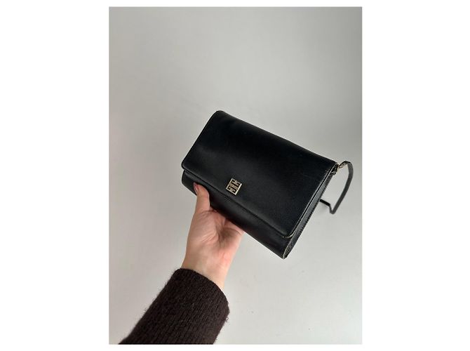 Vintage Givenchy 4G Ledertasche schwarz - Ansicht 12