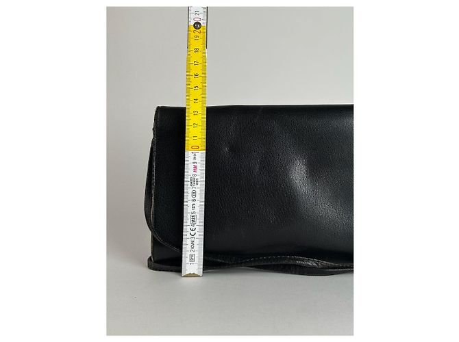 Vintage Givenchy 4G Ledertasche schwarz - Ansicht 14