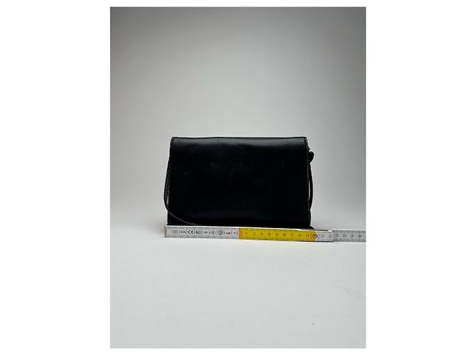 Vintage Givenchy 4G Ledertasche schwarz - Ansicht 15