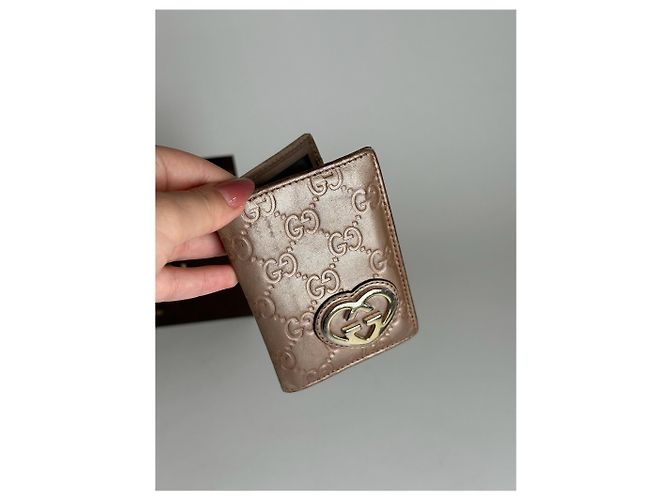 Vintage Gucci Monogramm Kartenhalter in rosé Metall Lila - Ansicht 3