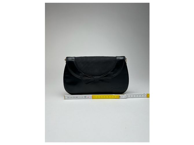Vintage Givenchy Tasche aus schwarzem Lackleder - Ansicht 12