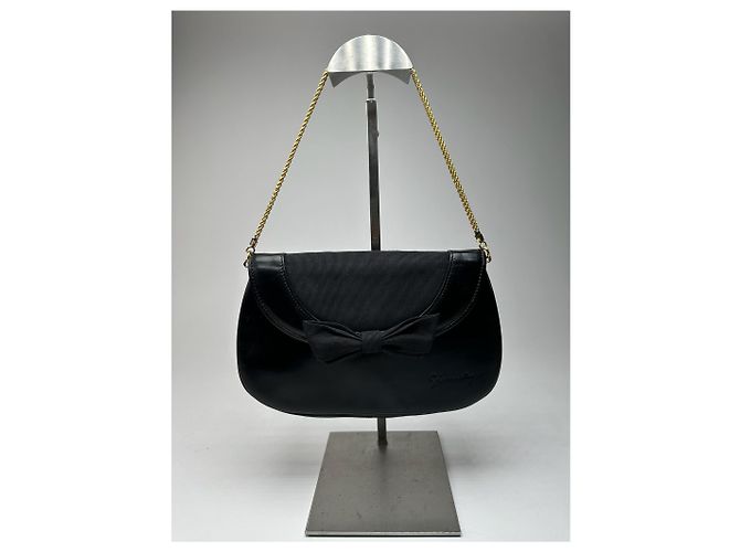 Vintage Givenchy Tasche aus schwarzem Lackleder - Ansicht 8