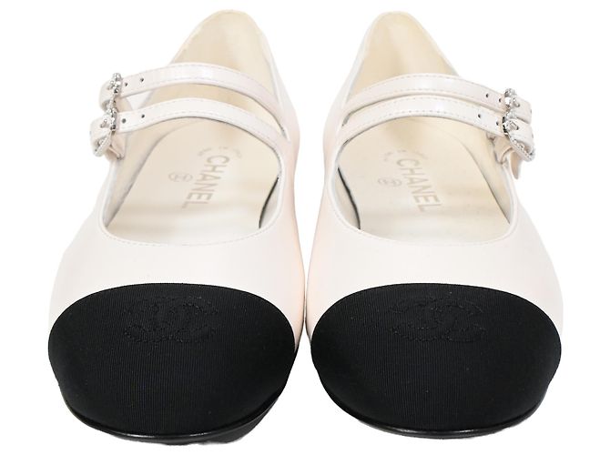 Classique Chanel Grosgrain Perle Mary Jane Ballet en Cuir d'Agneau Blanc - vue 3