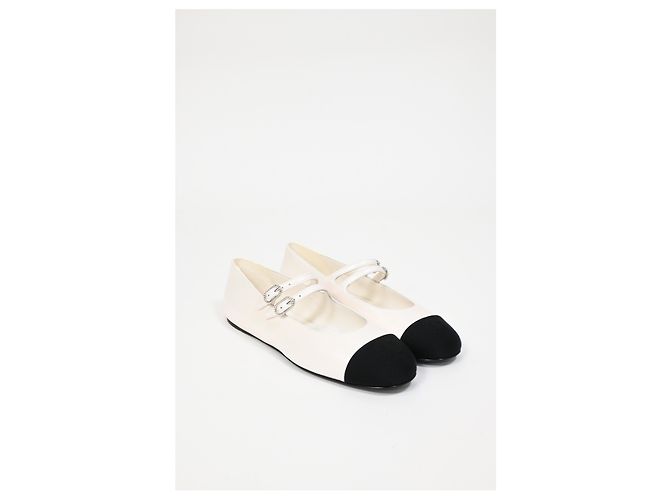 Classique Chanel Grosgrain Perle Mary Jane Ballet en Cuir d'Agneau Blanc - vue 8