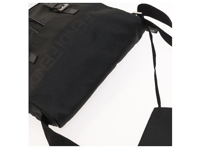 FENDI Schultertasche aus schwarzem Nylon mit Silber authentisch bs24965 - Ansicht 6