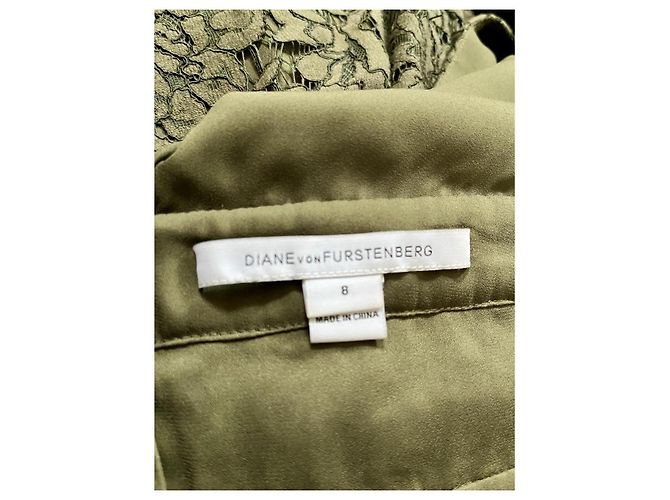Diane Von Furstenberg DvF Viera Spitzenkleid in einem atemberaubenden Olivgrün - Ansicht 5