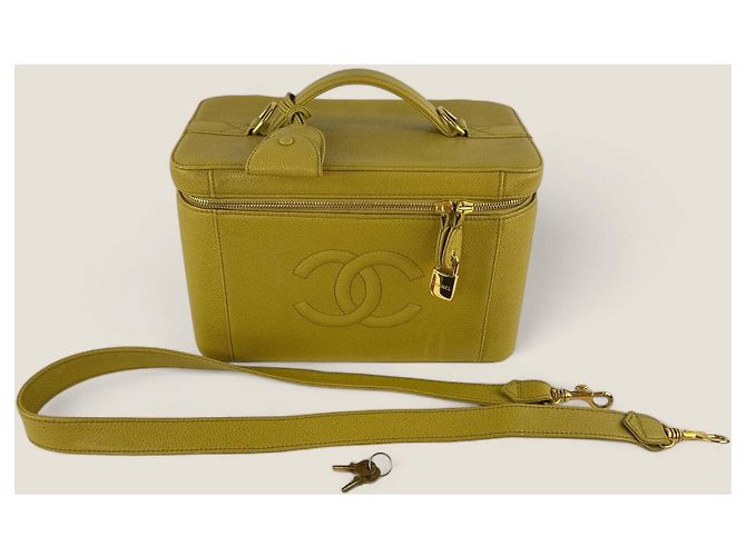 Chanel Vanity Schultertasche Vintage aus Kaviar - Ansicht 4