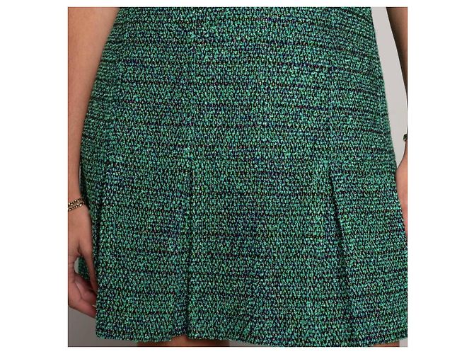 Vestido strapless Chanel de tweed verde - vista 10