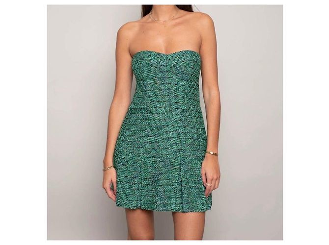 Vestido strapless Chanel de tweed verde - vista 6