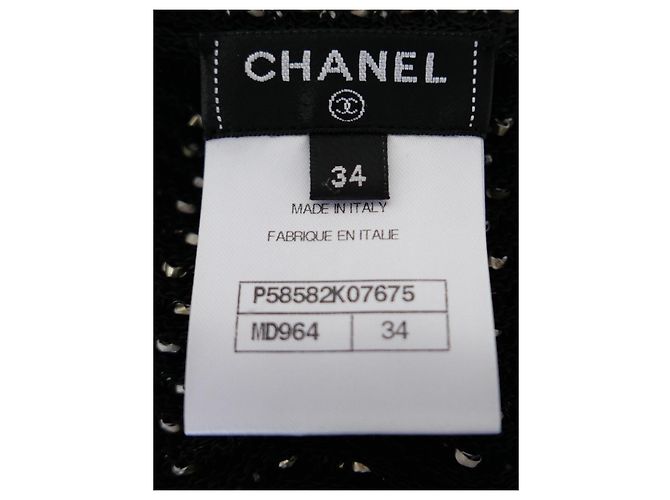 Schwarze und goldene Rüschensleeve-Cardigan von Chanel Frühling 2018 - Ansicht 7