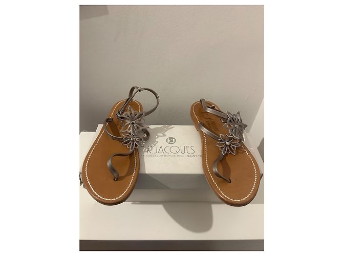 K Jacques Sandalen aus Leder Camel mit grauen Lederblumen Kamel - Ansicht 5