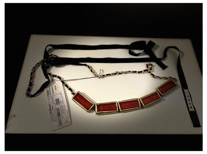 Sautoir Marni rosso e dorato – Nuovo, modello originale Nero D'oro - vista 6