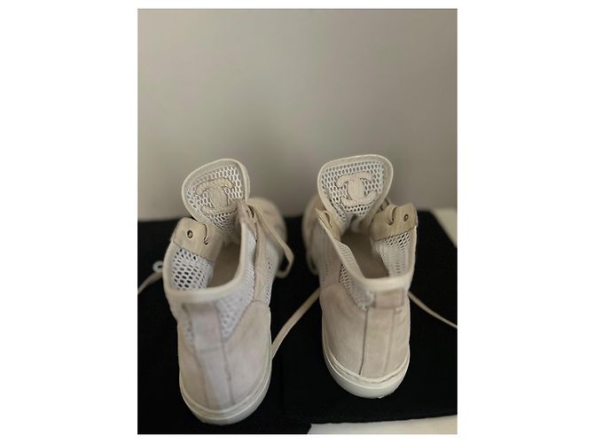 Sneaker Chanel bianche e beige in scamosciato Bianco Bianco sporco - vista 7