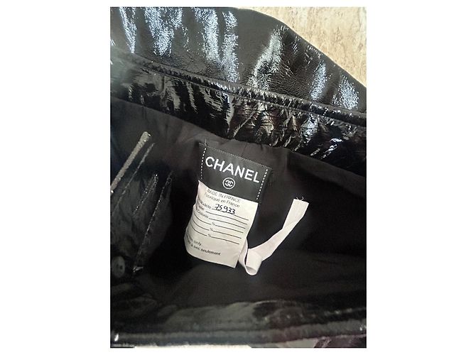 Bermuda Chanel de Cuero Vinílico Negro - vista 8