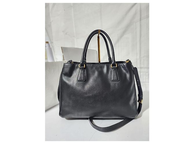 PRADA Borsa Tote Media a Doppia Cerniera in Pelle Saffiano Nera Nero - vista 14