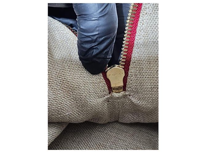 Borsa a cupola piccola GG Charm in pelle di vitello rossa GUCCI Rosso - vista 9