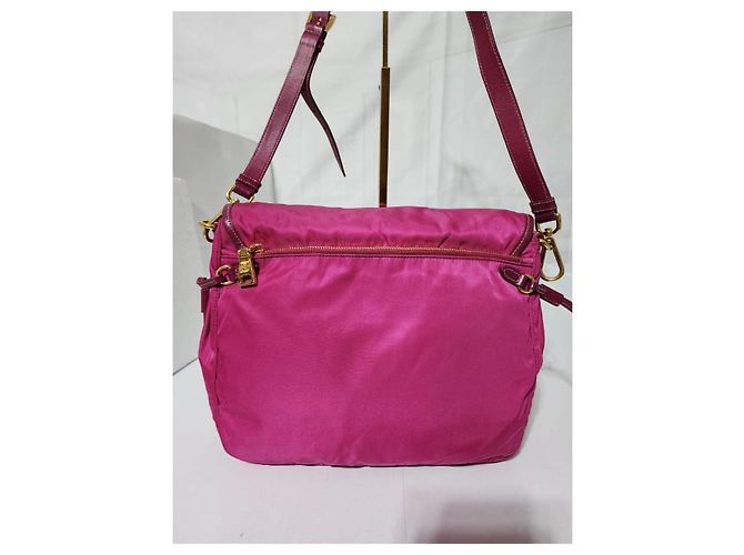 PRADA Borsa Messenger in Nylon Saffiano Rosa - vista 14