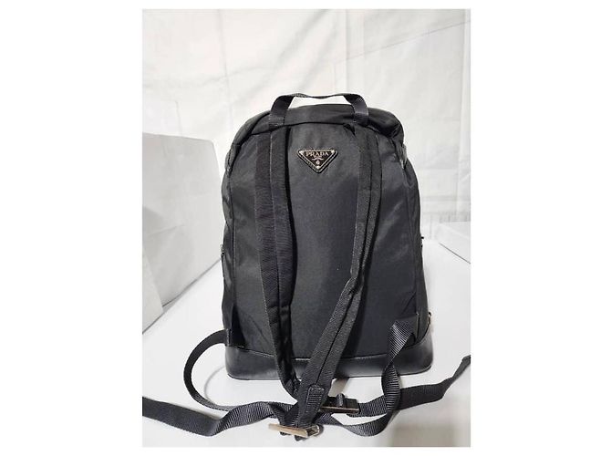 Schwarzer Tessuto-Rucksack mit Saffiano-Besatz von Prada - Ansicht 5