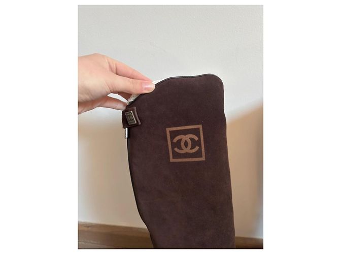 Botas Chanel de ternera marrón efecto ante Castaño - vista 2