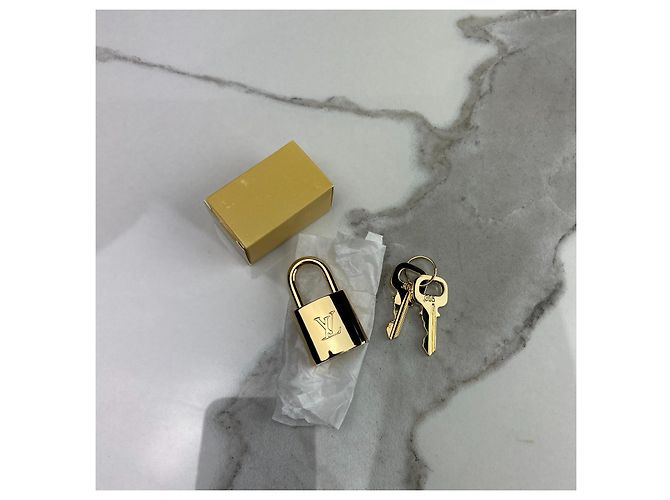Catenaccio Louis Vuitton D'oro - vista 2