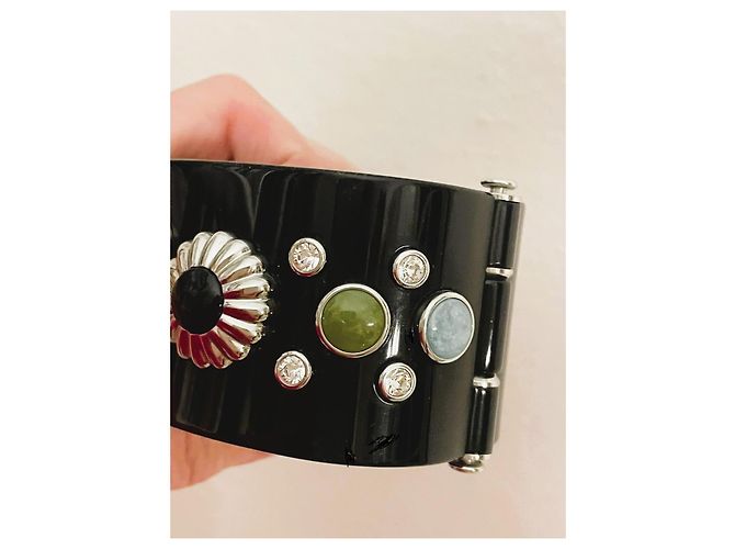 Bellissimo bracciale rigido nero DOLCE & GABBANA con “fiore”e pietre colorate - vista 4