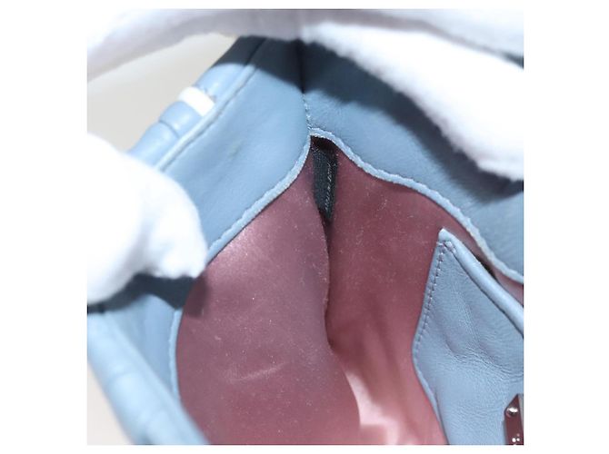 Bolsa de ombro de couro Matelassé Miu Miu com corrente, azul claro Auth 121929 - vista 22