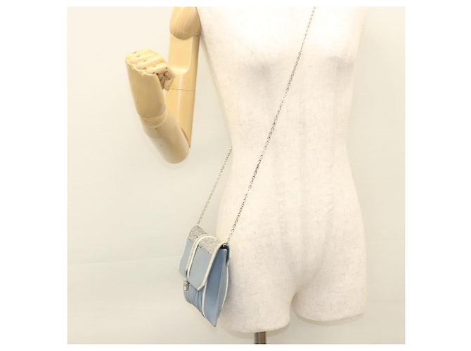 Bolsa de ombro de couro Matelassé Miu Miu com corrente, azul claro Auth 121929 - vista 24