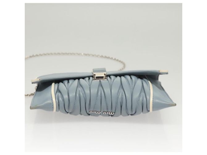 Bolsa de ombro de couro Matelassé Miu Miu com corrente, azul claro Auth 121929 - vista 5