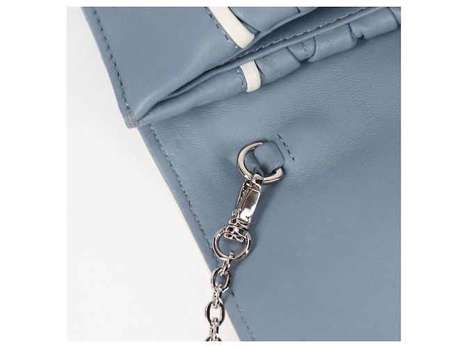 Miu Miu Matelassé Schultertasche aus Leder hellblau Silber authentisch 118556M - Ansicht 25