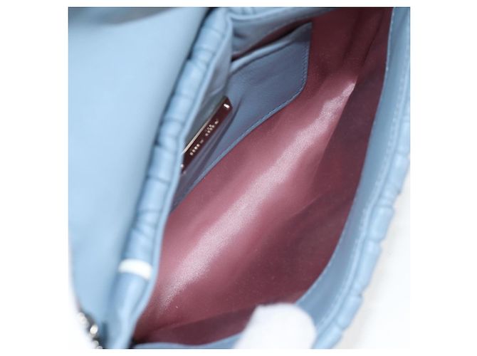 Miu Miu Matelassé Schultertasche aus Leder hellblau Silber authentisch 118556M - Ansicht 9