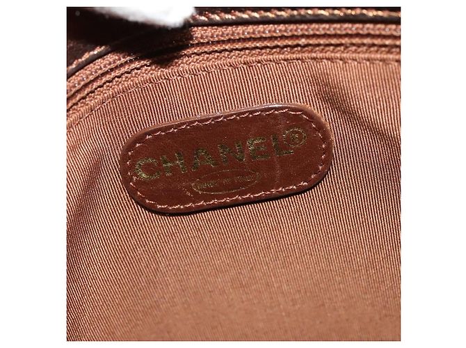 CHANEL Schultertasche aus braunem Leder mit goldenem CC Auth bs24975 - Ansicht 17