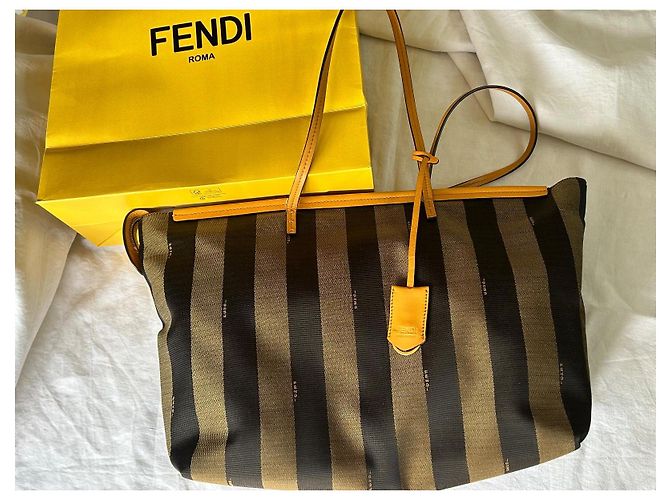 Bolso Fendi en excelentes condiciones, como nuevo Beige - vista 13