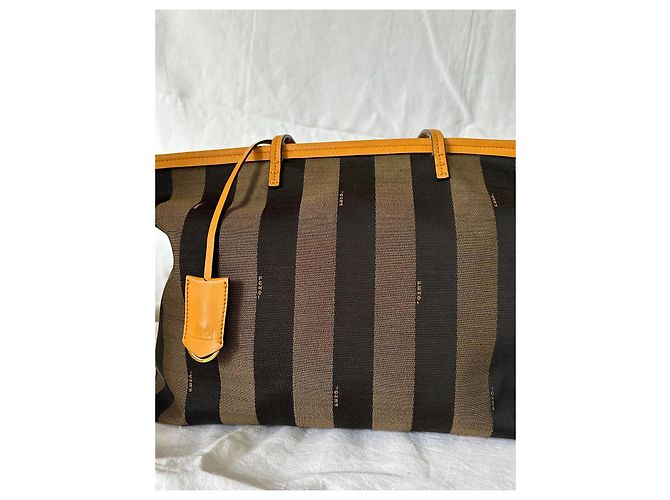 Bolso Fendi en excelentes condiciones, como nuevo Beige - vista 2