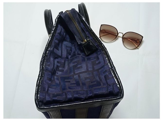 Borsa a mano Fendi Boston Zucca tela nera Nero Blu navy Blu scuro - vista 13